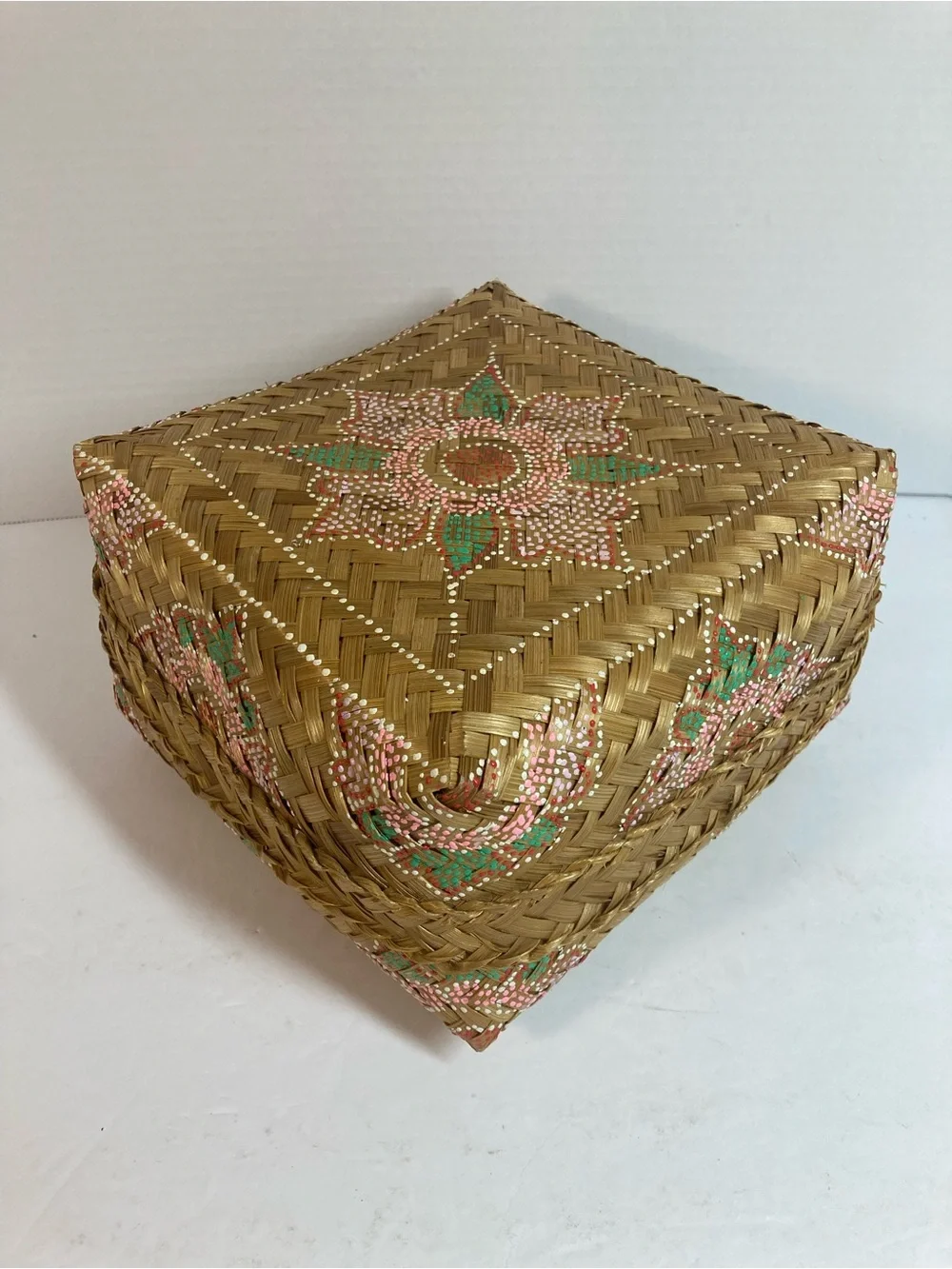Thai Artisan Handwoven Natural Reed Basket w/Lid Pink,Green Red & White Accents